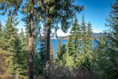 Property 25-10449 - Photo 7
