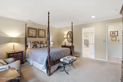 Property 26-8142 - Photo 30