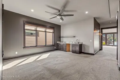 Property 26-9634 - Photo 11
