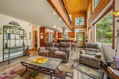 Property 26-5550 - Photo 2