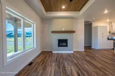 Property 26-8244 - Photo 4