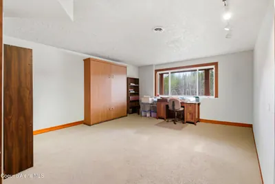 Property 26-1939 - Photo 49