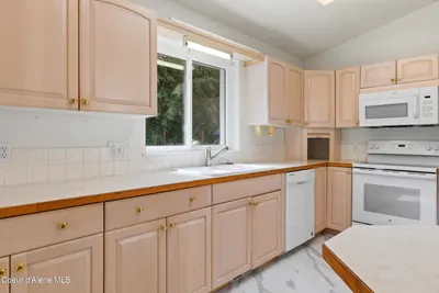 Property 26-9078 - Photo 20