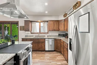 Property 26-10084 - Photo 16
