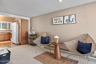 Property 25-10028 - Photo 5