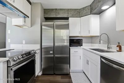 Property 26-10156 - Photo 11