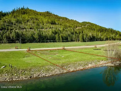 Property 26-2204 - Photo 2