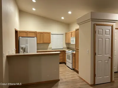 Property 26-10043 - Photo 12