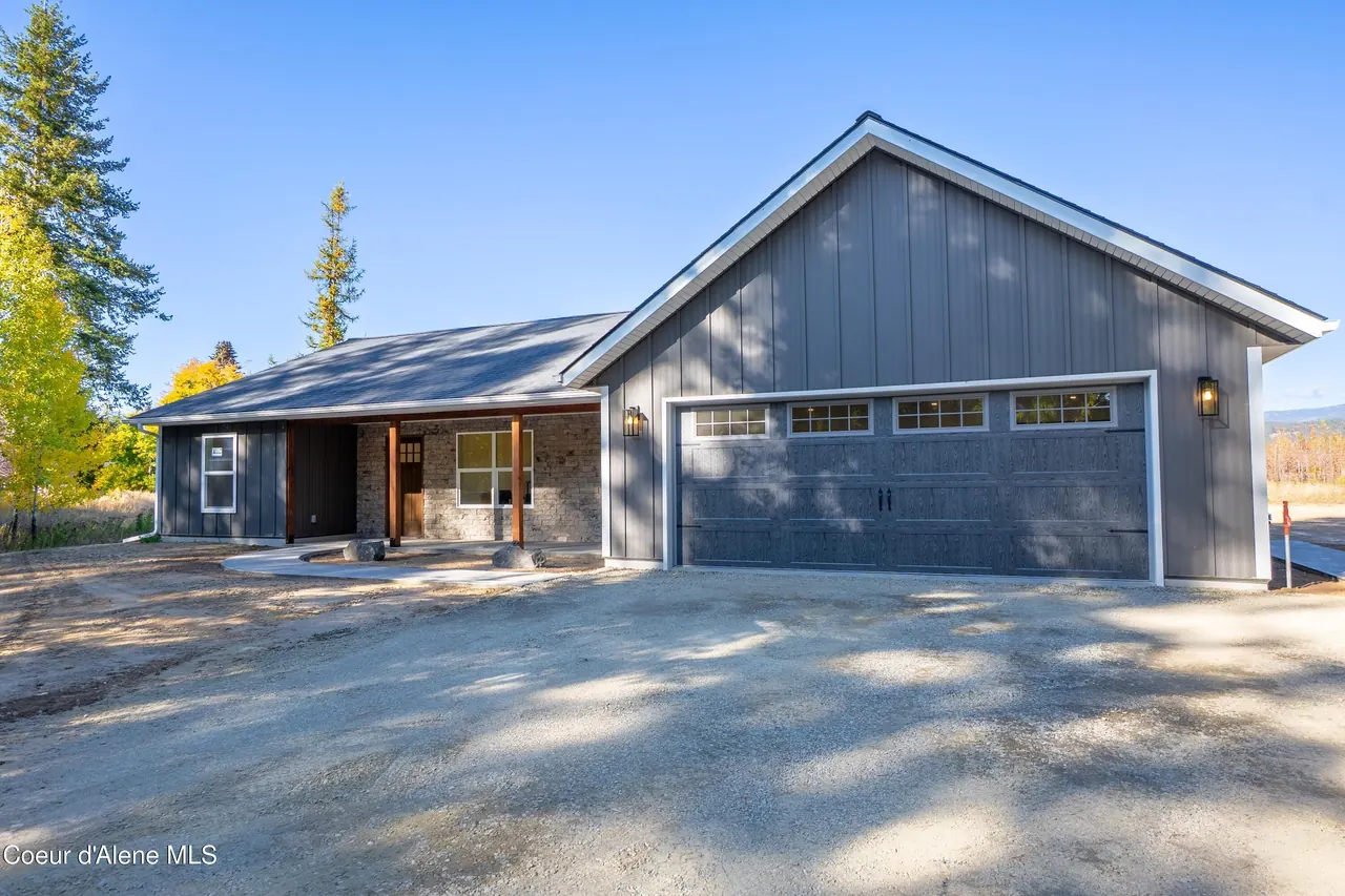 Property 26-10405 - Photo 1