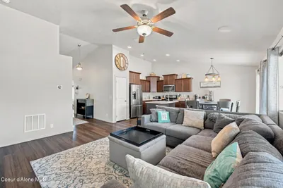 Property 26-8110 - Photo 9