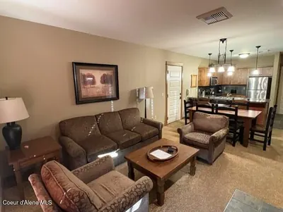 Property 26-10631 - Photo 4
