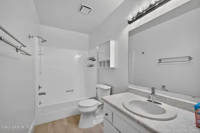 Property 26-9573 - Photo 54