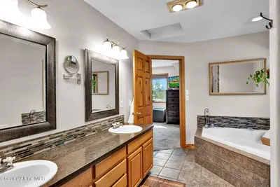 Property 26-9053 - Photo 33