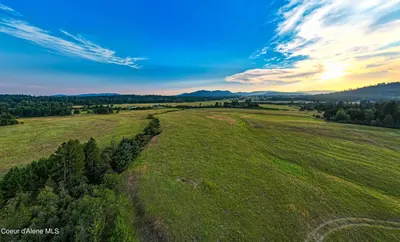 Property 24-8362 - Photo 2