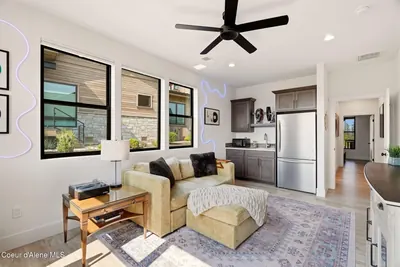 Property 26-8168 - Photo 47