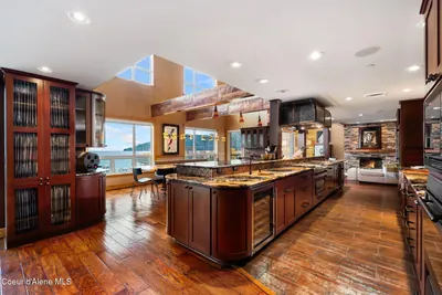 Property 26-8734 - Photo 19