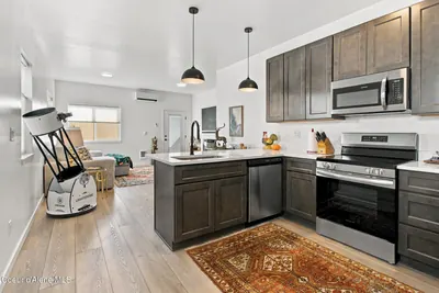 Property 26-10151 - Photo 10