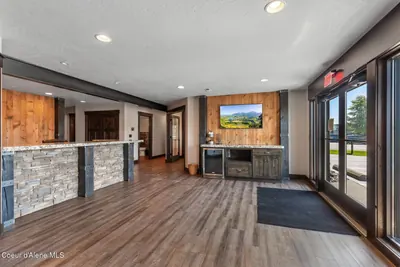 Property 26-8906 - Photo 5