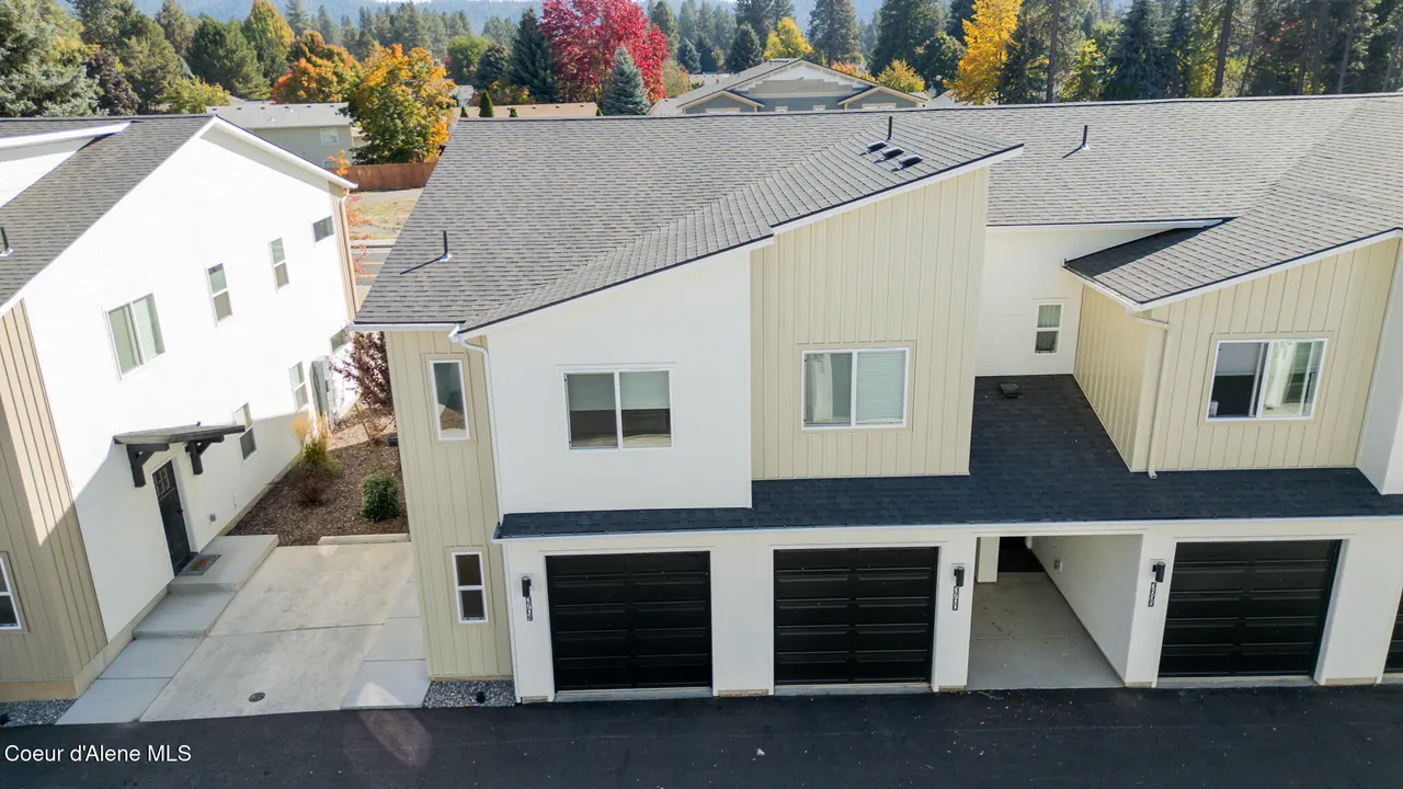 Property 26-10151 - Photo 1