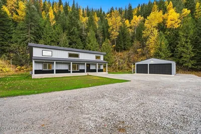 Property 26-10586 - Photo 2