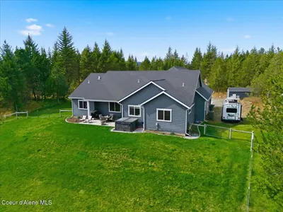 Property 26-9414 - Photo 26