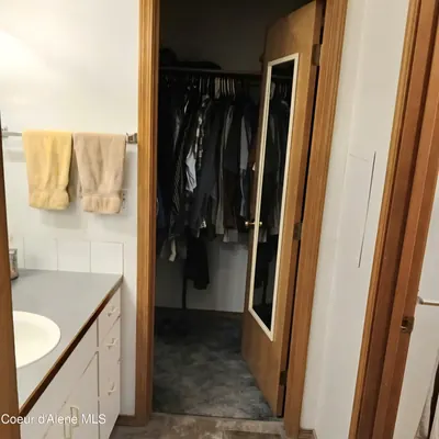Property 26-8908 - Photo 5
