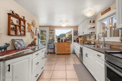 Property 26-4616 - Photo 9
