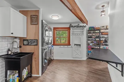 Property 26-10004 - Photo 21