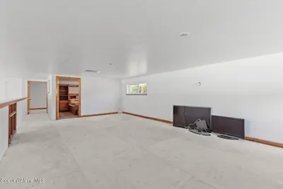 Property 26-2079 - Photo 12