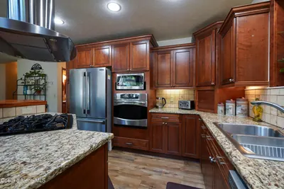 Property 26-5550 - Photo 7