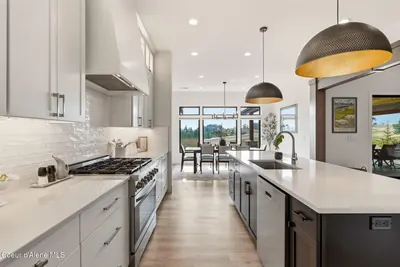 Property 26-8168 - Photo 23