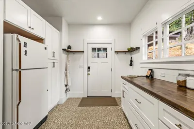 Property 26-9910 - Photo 49