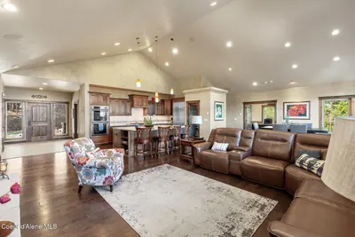 Property 26-995 - Photo 8