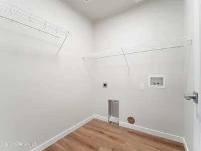 Property 26-8401 - Photo 27