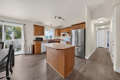 Property 26-7447 - Photo 9