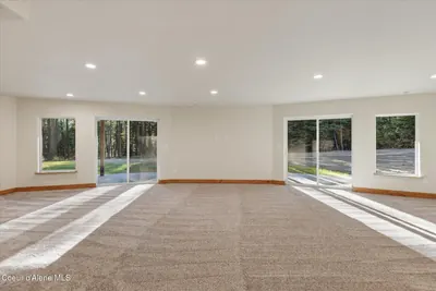Property 26-10373 - Photo 26