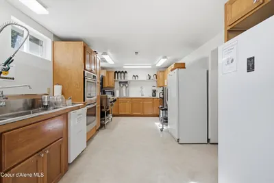Property 26-10093 - Photo 33