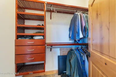 Property 26-7832 - Photo 26