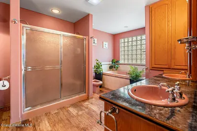 Property 26-10206 - Photo 32