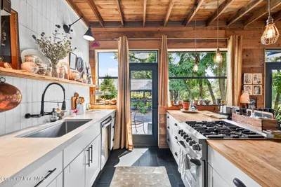 Property 26-7822 - Photo 25
