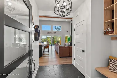 Property 26-10635 - Photo 7