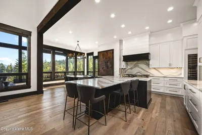 Property 26-10515 - Photo 26