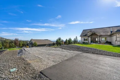 Property 26-10108 - Photo 61