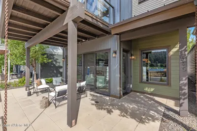 Property 26-9634 - Photo 2