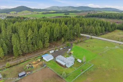 Property 26-8105 - Photo 1