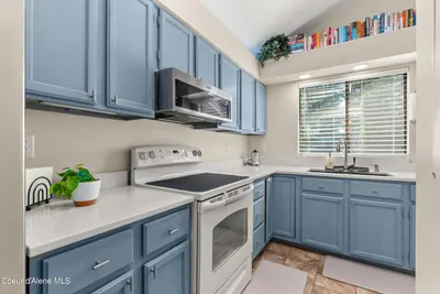 Property 26-6883 - Photo 5