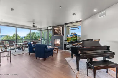 Property 26-6864 - Photo 2