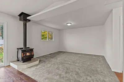 Property 26-10616 - Photo 5
