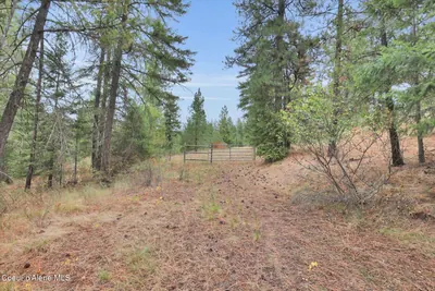 Property 26-7637 - Photo 12