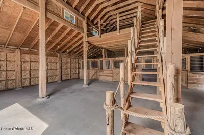 Property 26-3703 - Photo 65